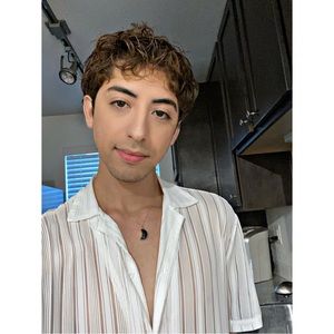 Meet your Posher, Roy